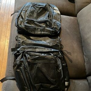 Black bag for bike carrier or moto.